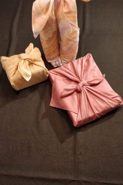 Des Furoshikis pour des cadeaux zéro déchets avec Ekologeek